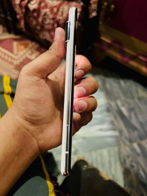 Google pixel 6 pro with genuine google Charger bulbul ka bacha  10/10 4