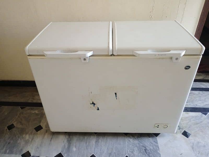 Home Used PEL Deep Freezer Available for sale 4