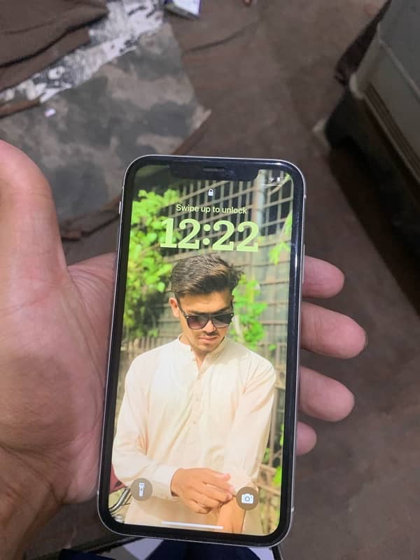 I phone xr 4