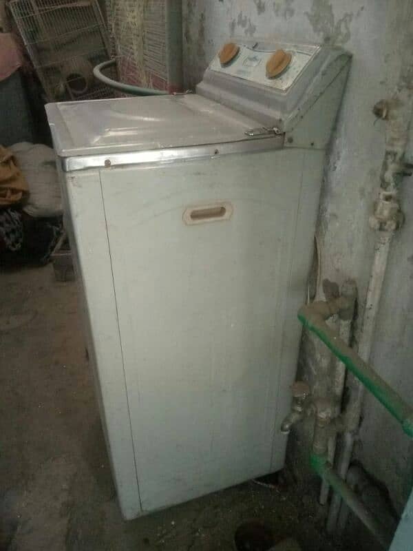 URGENTLY FOR SALE DRAYER  EXCELLENT WORKING CONDITION COPPER  WINDING 0