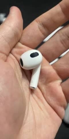 AIRPODS