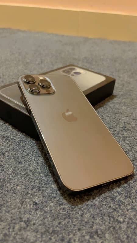 IPhone 13 Pro Max pta approved (with box) 0