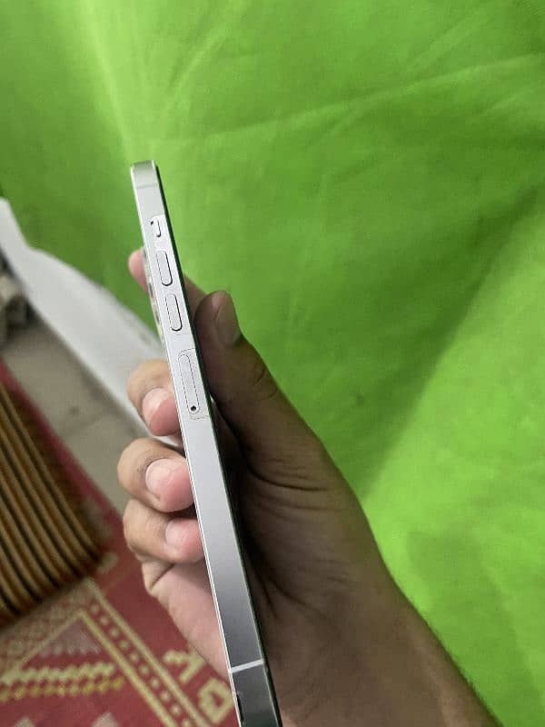 Iphone 13 pro max full lush condition Pta approved 2