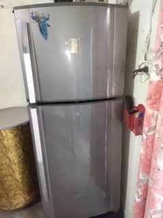 dowlance fridge 10/9 condition