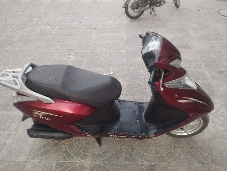united 18 model scooty 2
