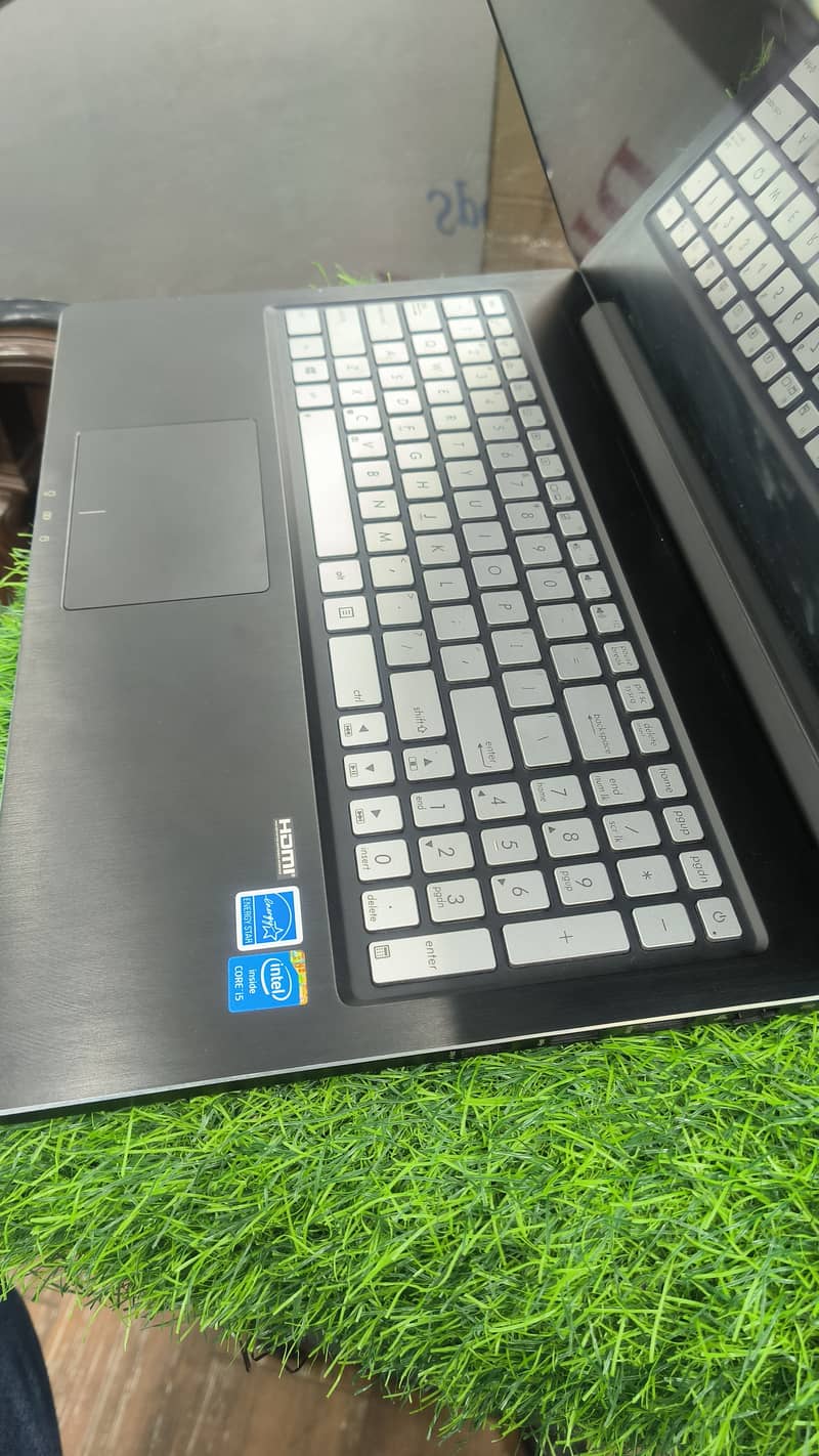 Asus i5 4 gen 8gb DDR3 256gb SSD IPS Touch Display 2