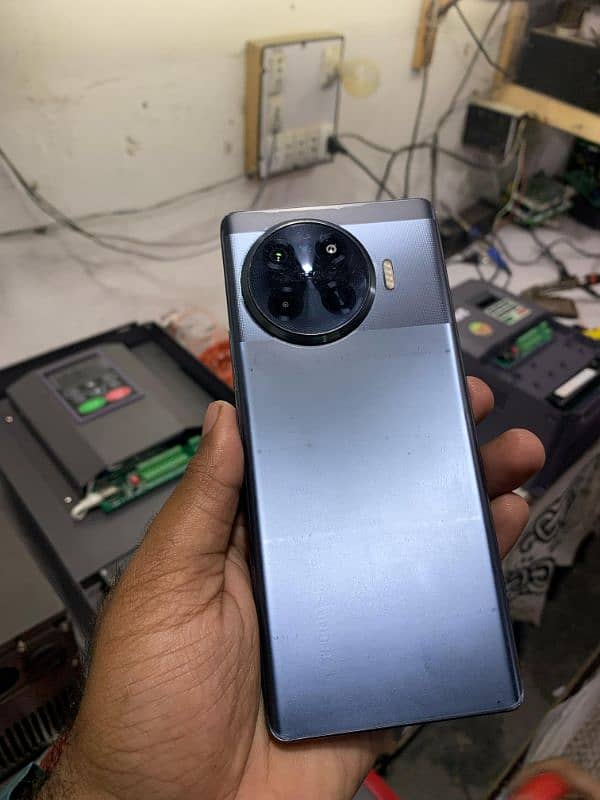 Tecno spark 20pro+ 8/256 with Box 0