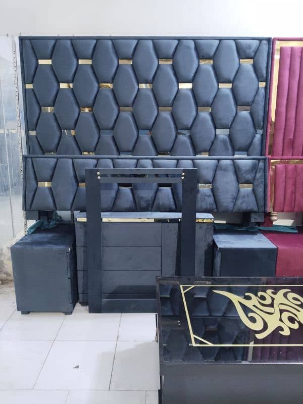 Bed set / Brand New Bed dressing and side tables in velvet fabric 18