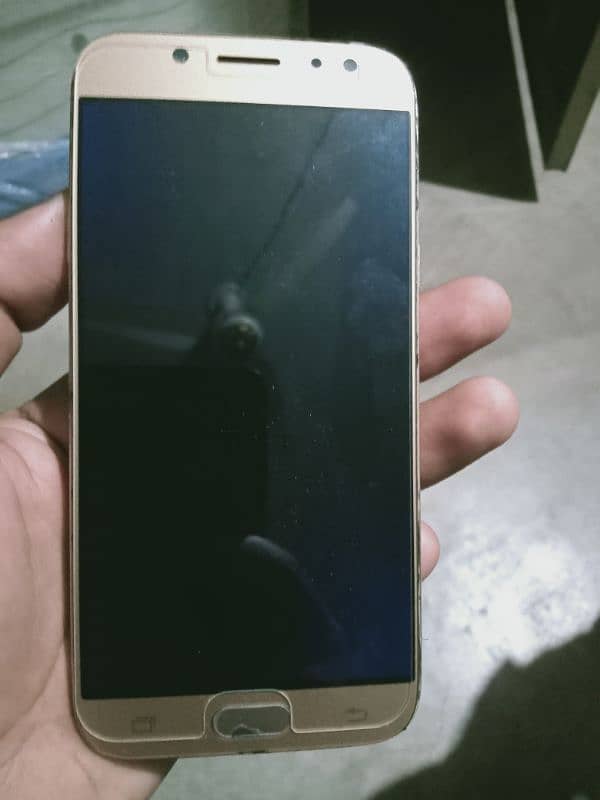 Samsung J7 prime what's app only 03473674095 5