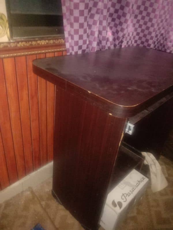 computer table 2