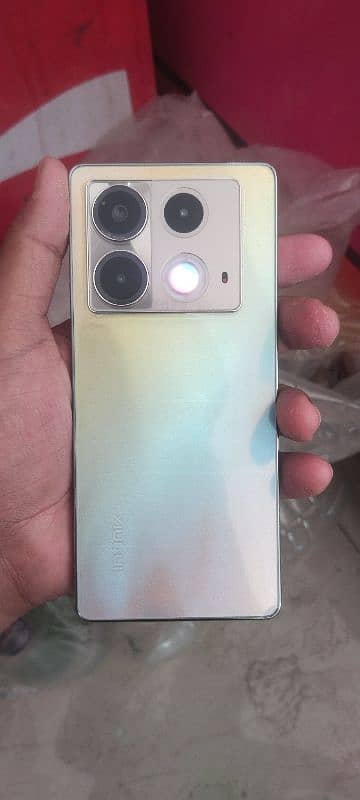 Infinix note 40 2
