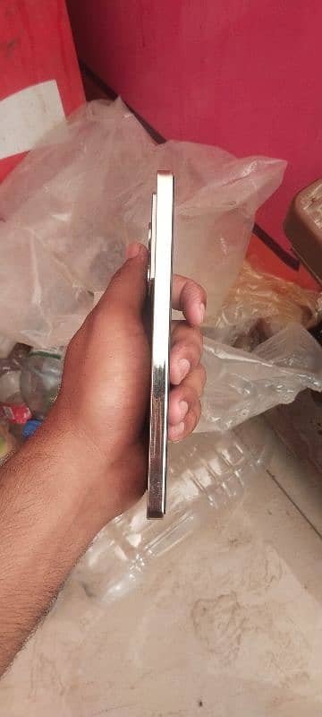 Infinix note 40 3