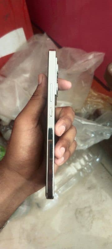 Infinix note 40 5