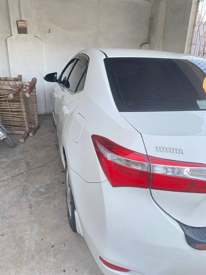 Toyota Corolla GLI 2015/2017 need to sell urgently/exchange possible 8