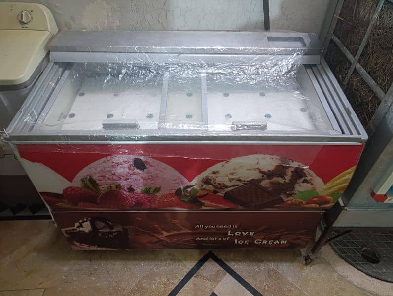 Icecream display depfrezer 0