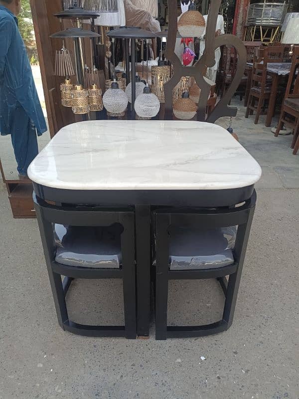 Dinning table / 4 seater / dine set / table set / 4