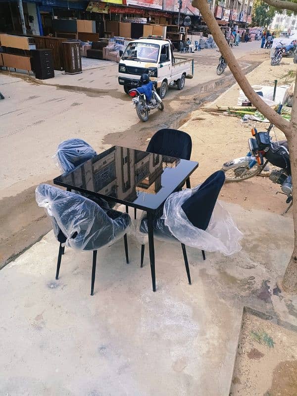 Dinning table / 4 seater / dine set / table set / 12