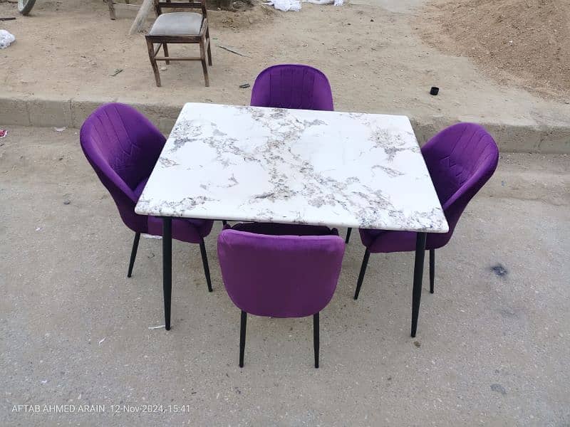 Dinning table / 4 seater / dine set / table set / 14