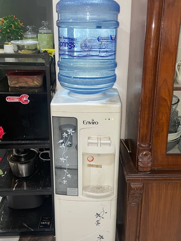 Enviro Water Dispenser in Excellent condition 2