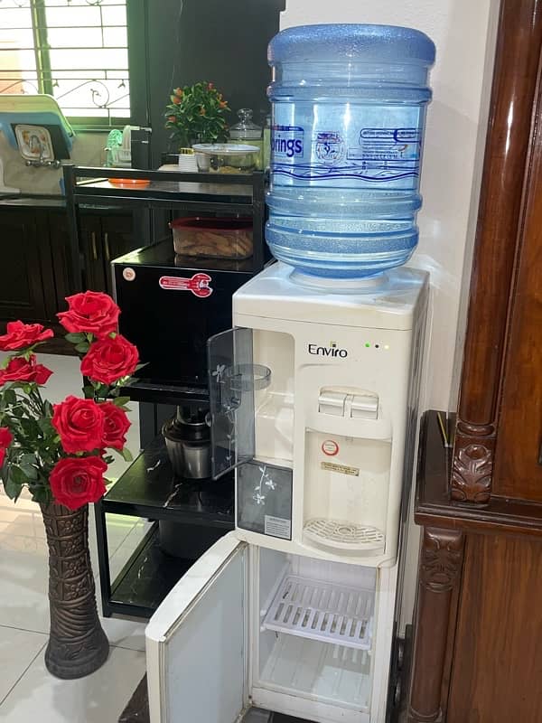 Enviro Water Dispenser in Excellent condition 3