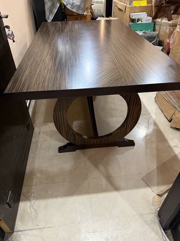 Dining Table Up for sale 1