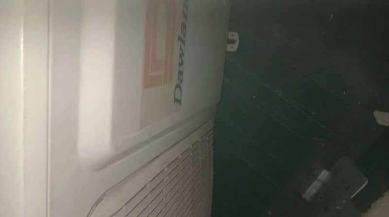 one month use . bilkul new AC 6