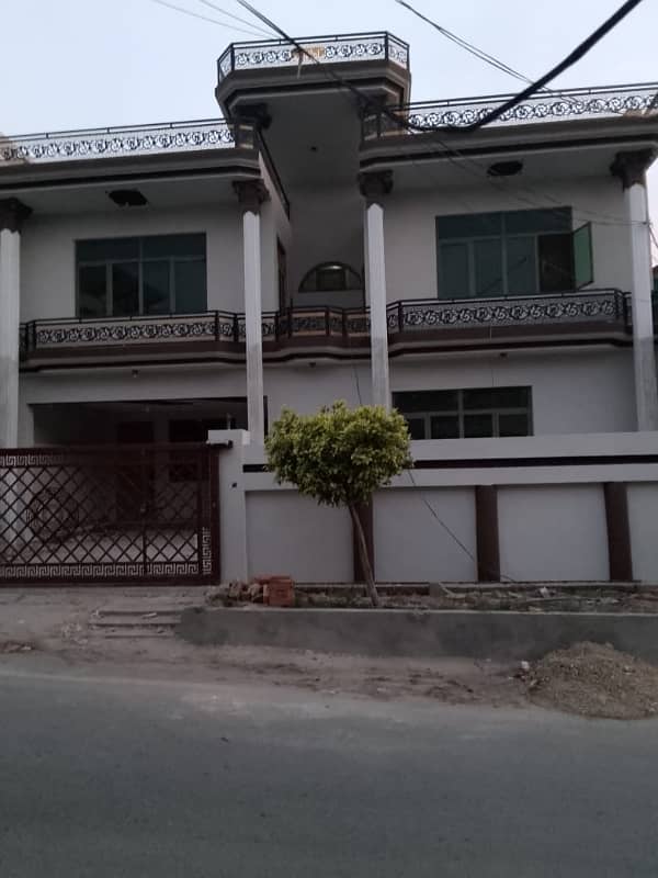11 Marla Beautiful House Fully Renovated At Exceptional Location Available For Rent At Sec 3 0