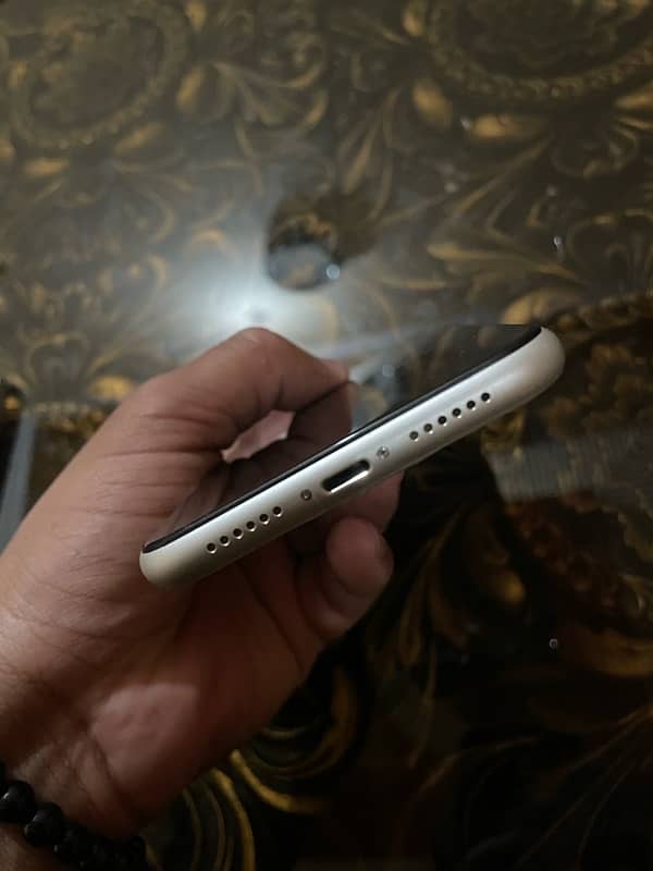 iPhone 11 10 / 10 condition panel change hai 5
