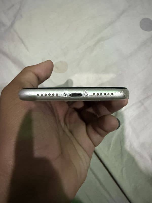 iphone 11 128Gb non pta F. U 4