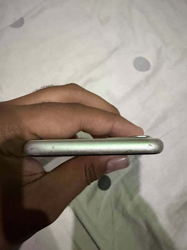 iphone 11 128Gb non pta F. U 5