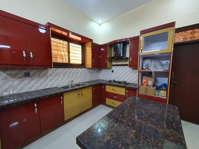 Double Story, Corner, West Open 0