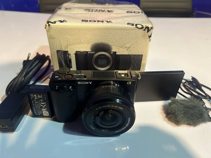 ZV-E10 Interchangeable Lens Vlog Camera with BOX 4