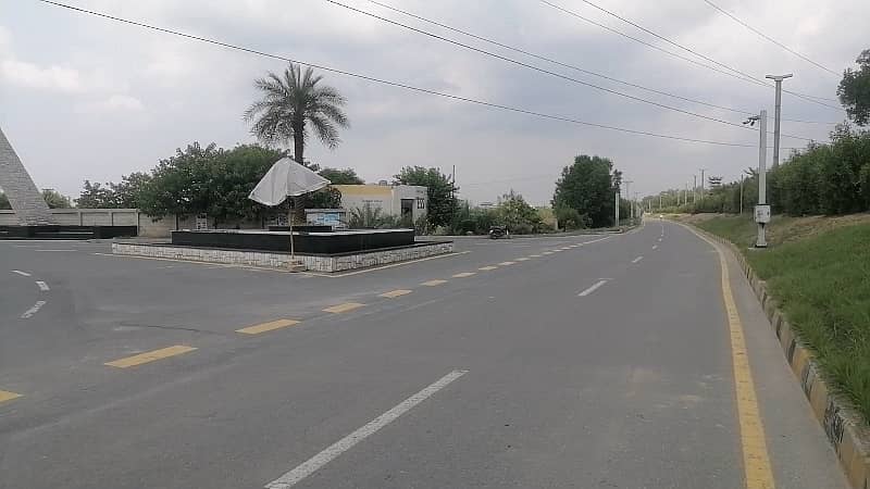 1 Kanal Plot For Sale At Canal Expressway 4