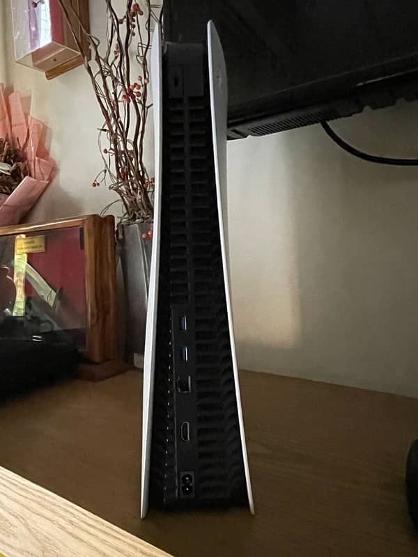 Ad title: PS5 Disc version (bought from UK), read ad carefully please 2