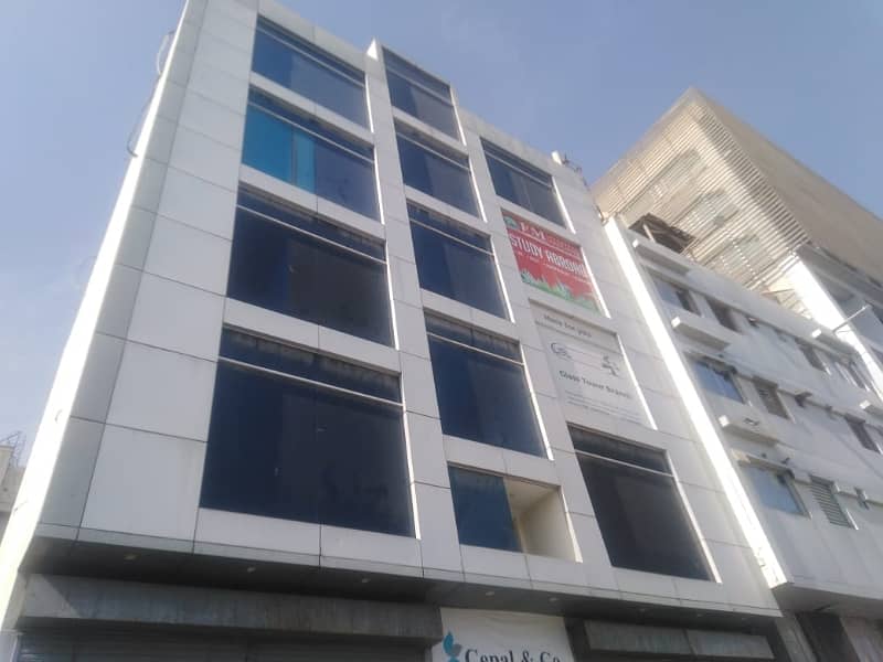 On Excellent Location 900 Square Feet Office For rent In Jami Commercial Area Karachi 4
