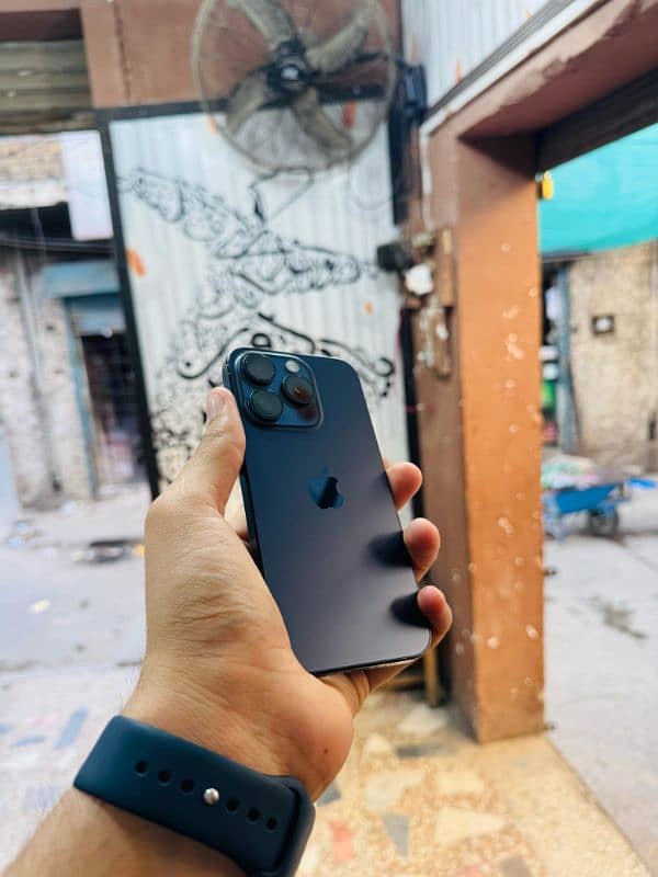 iphone 15 Pro 512GB Non PTA Full 4 Months Sim Time 4
