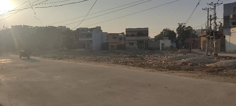HDA EXTENSION NORTH QASIMABAD PHASE 1 NEAR REVENUE PHASE 1 40 FT ROAD PLOT FOR SALE 1