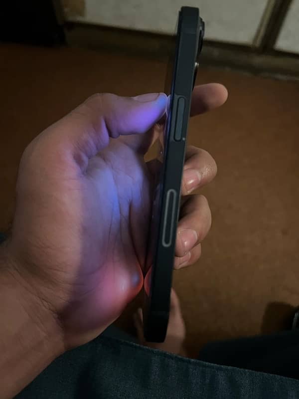 Iphone 14 non pta jv 10/10 under apple warranty 2
