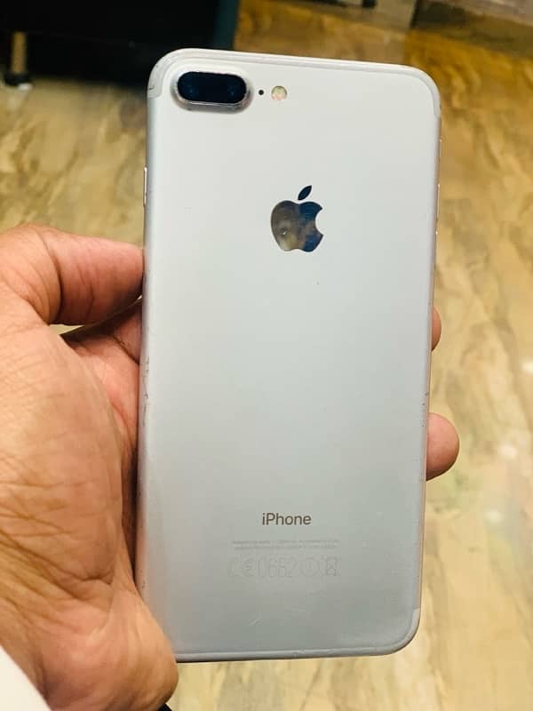 iPhone 7 Plus 1