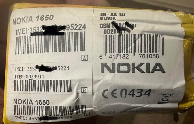 Nokia 1650 Black with Charger Box & Extra Casing / Battery 6