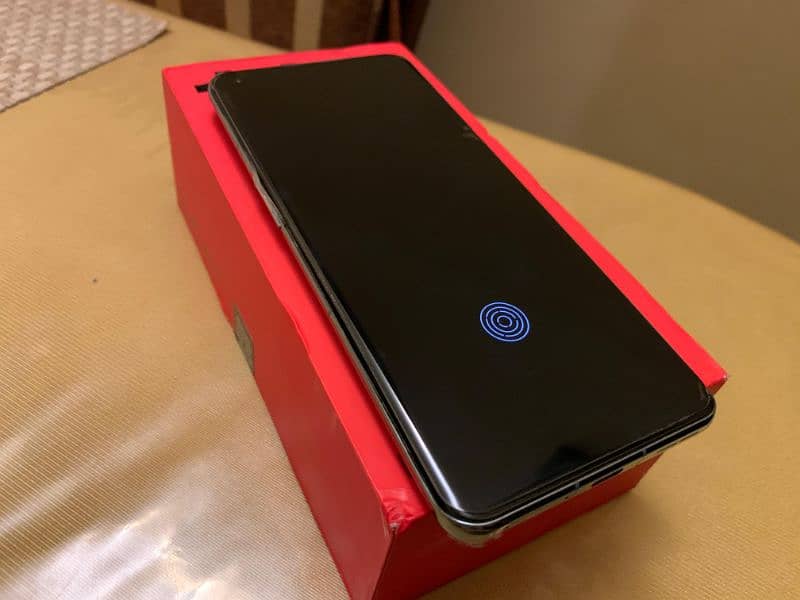 One Plus 11 5G, Mint Condition 16/256 8