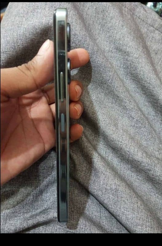 exchange possible iPhone oneplus 2