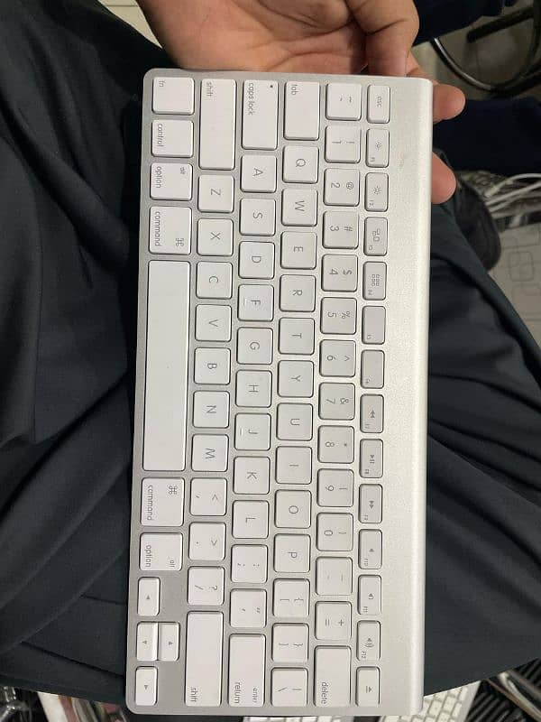 apple magic 1 keyboard 5