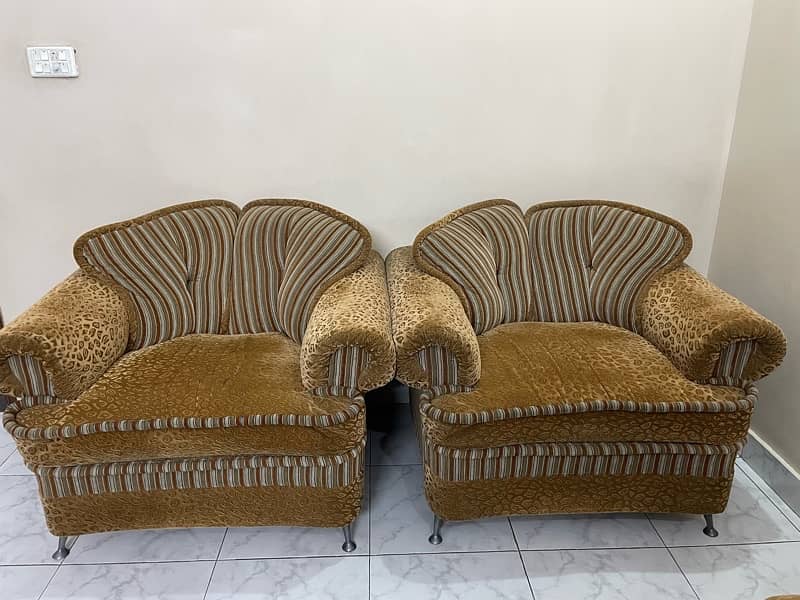 King Size Sofa Set (Brown) 4