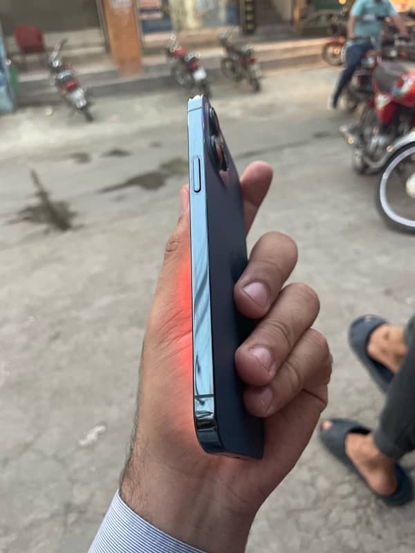 12 pro Max Non Active 2 Month Sim Active 2