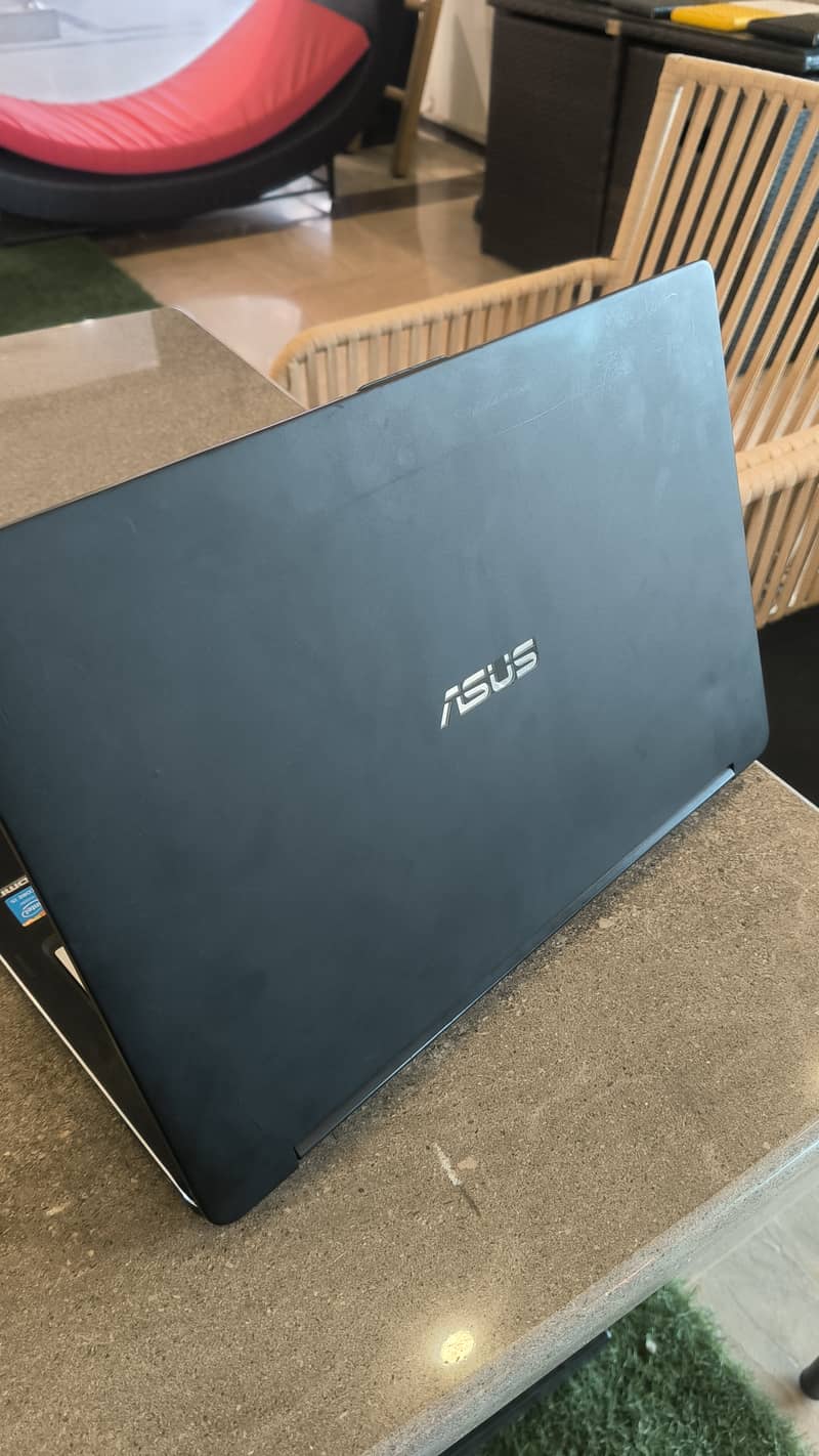 Asus i5 4gen 8gb DDR3 256gb Ssd x360 Touch 3