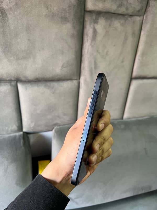 iphone 15 pro max 512gb blue non pta sim time available 4
