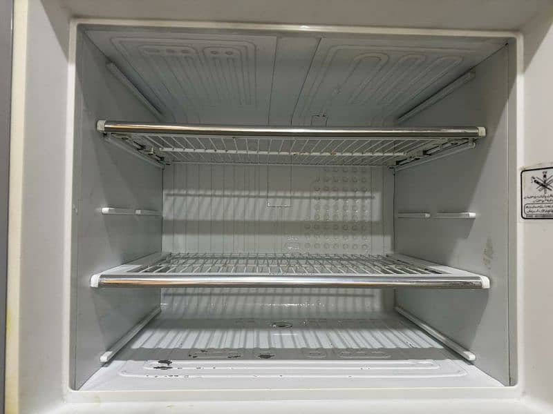 Refrigerator for sale 3