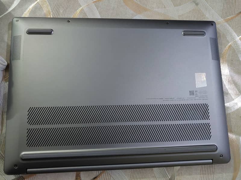 Lenovo IdeaPad Pro 5 Laptop | Ultra 9| 32GB RAM | 1TB SSD | 2.8K OLED 2