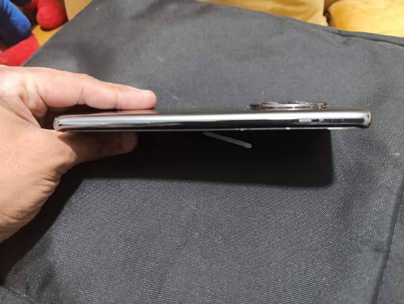 Oneplus Ace 2 Pro in mint condition Non Pta 3